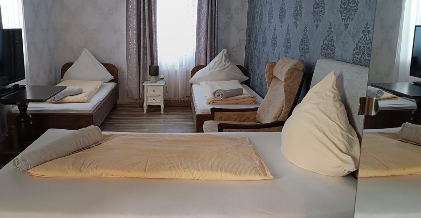 The Burgklause Boutique Hotel Linz am Rhein Luaran gambar